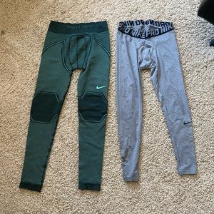 2 Nike Pro Athletic Tights